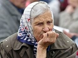 Неверное пенсию зарабатывали тяжелым и непосильным трудом?