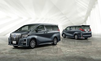 Toyota Alphard вот настоящий аппарат.