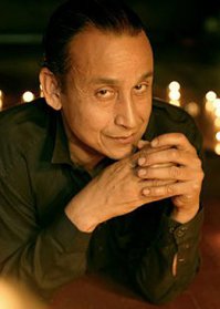 Актер Хуан Фернандес - Коллекционер в первой части