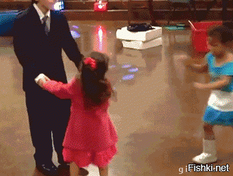 Да это не имеет значение, правда это или вымысел. Тут чисто моральная проблема, пусть даже сочинённая. А вот как её каждый решает, это интересно, это и является предметом дискуссии. Её решение характеризует нравственную атмосферу общества.