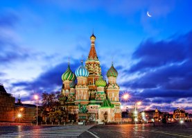 Типа Собор Василия Блаженного к церквям уже не относится, или не тянет по канонам красоты?