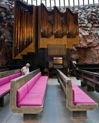 В Хельсинки очень понравилась. Не обычная и там орган есть