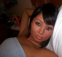 Лишь бы она эту фотографию мужу, который в командировке, не отправила))