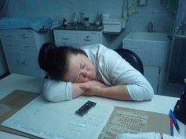 Меня как-то запалили)) под мерное гудение аппаратов так неудержимо в сон клонит...