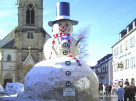 С Наступающим!