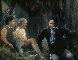 «Новогодние приключения Маши и Вити»
Премьера картины состоялась 25 декабря 1975 года в эфире Центрального Телевидения СССР.