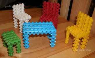 Тема интересная !
Тот ( традиционный ) вид Лего подходит больше под Архитектору . Под Технику автор к концу темы справедливо заметил что есть специальный раздел Механика . Там возможно всё , думаю что соревнования проходили бы в более равных условиях . 
В Детстве ( оч-чень давно ) естественно Мы только мечтать могли об конструкторах типа Лего , хотя были похожие из Соцстран и у нас в продаже . Всё таки это была редкость .
А железный конструктор было наше Всё !
Малому (5 лет) отложено пару ГДРовских набора (фотки не мои ) , №4 и №7.
Также напомню несколько СССРовских классических конструкторов из глубоко Детства .