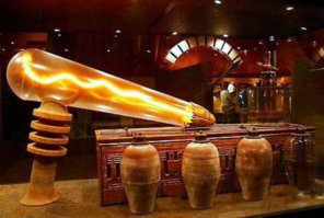 Макет дендерской лампы в парке Дэникена.