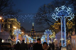 Разные российские города из вашего списка просто навскидку.