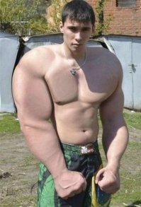 А этот чувак просто в стекло упёрся ))))))