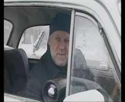 Мне очень понравилась роль в "Улицах разбитых фонарей", серия "Ищу работу с риском" - криминальный типок, шизофреник Брандспойт.