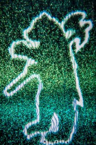 Медвед с 1000 купюры.