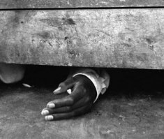 Ни чё так маникюрчик, видать по ошибке