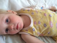 Я живу в Центре Тюмени, в хрущёвке, и у нас нет шлагбаума во дворе, так что весь двор занят чужими машинами приезжих на работу. Однажды не так давно моя жена приехала с 2-х годовалым ребёнком из больницы (было подозрение на ротавирус). Машину припарковала так-же потому что небыло мест вообще, а ребёнок плачет и болеет (его рвёт и панос). Машину так-же поцарапал какой-то доброжелатель из моего же дома. Сейчас жена и ребёнок в городской инфекционке под капельницей, так как состояние ухудшилось. Всем добра! Не делайте так пока не узнаете почему так произошло!