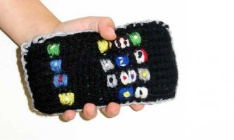 Вязаный дроид BB-8