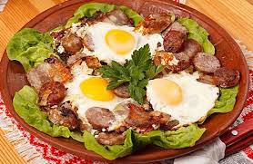 Вот - креативный завтрак. А то что выше - для дистрофиков!