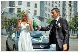 Фотки прикольные.
А название поста,скорее всего,чтобы привлечь больше внимания и просмотров.Никто ничего сжигать не будет.