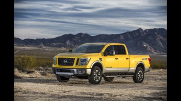 учитывая облик прошлого поколения, а если еще и с конкурентами сравнить, то 12 тысяч штук очень даже не плохо. новый же выглядит охринительно