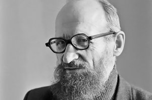 Вельямин Похлебкин.Благодаря этому человеку и его труду СССР и выиграл водочное дело.Кстати дело о его загадочном убийстве до сих пор не раскрыто.