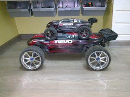 Домашняя коллекция игрушек :)

Что-то еще есть, что-то продано...