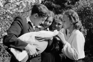 Вот еще его работы