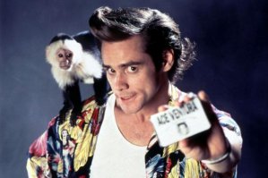 Эйс Вентура: Розыск домашних животных
Английское название "Ace Ventura: Pet Detective". Он — лучший в своем деле, единственный и неповторимый! Он — Эйс Вентура, детектив по розыску домашних любимцев. Когда таинственные злоумышленники похищают дельфина по кличке «Снежинка», талисман местной футбольной команды «Дельфины», Эйс тут же приступает к работе, проявляя чудеса изобретательности.