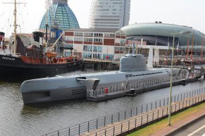 кстати эта с189 - пр. 613, разработана на основе немецких лодок 21 серии, и даже при постройке использовалось немного немецких трофейных комплектующих и корпусных деталей. она и внешне на немку похожа.