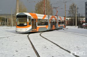 Песа-пёса.... УралТрансМаш! на фото: реальные испытания в Екатеринбурге, осенью 2015, затем эксплуатация по сей день, последнее фото - неделю назад.