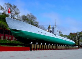 С-56 Владивосток. Задние отсеки демонтированы, там просто экспонаты.