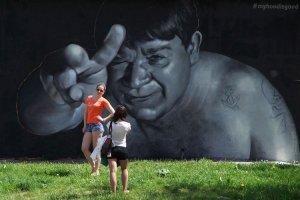 По моему мнению вот это граффити, остальное вандализм и мазня.