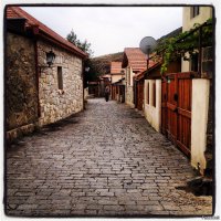 У Автара на фото № 4 и у меня в комменте ниже одна и та же улочка :-) Прикольно!