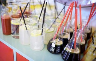 Рижский прикольный ресторанчик, Хоспиталис: ресторан в больничном стиле...
