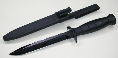 Чаще, конечно обоюдоострые, но и таких хватает)