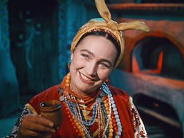 Как красиво завязать платок,чтобы он не спадал