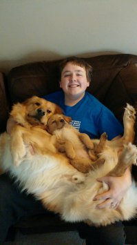 А пацан-то уже бывалый, в разводе)))))