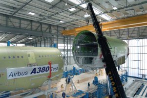 Производство самолётов - не простое дело