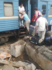 Да это хохляЦкий поезд, причем здесь Россия?!