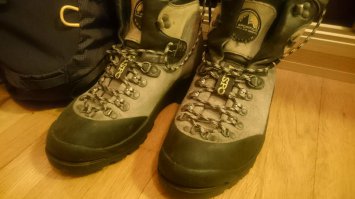 С Тихой до центра 1 час 25 мин. Спасибо горной обуви