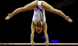 разница между художественной и спортивной