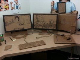 Начальник попросил подчинённых украсить офис, и вот что у них получилось