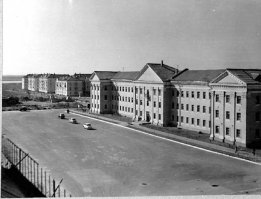 Созидатели и труженики Страны Советов