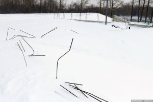 А под снегом...