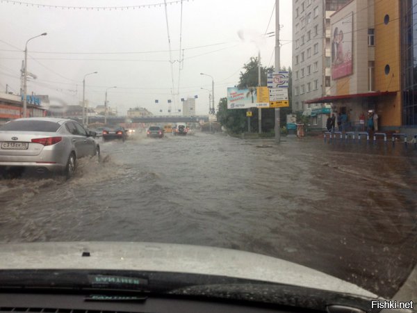 Я подобное в Одессе видел году в 89-90, точно не помню, и в Москве подобное бывало лет 25 назад...:)