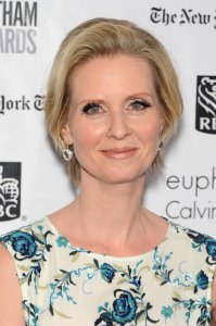 Судя по внешнему виду этой уже далеко за 50.