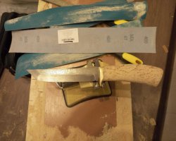 вот, только закончил, замочил на пару суток в льняное масло