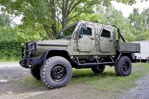Легкая бронированная патрульная машина на базе Mercedes G-Class