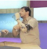 Ну его нафиг, такое будущее!
А рука-то шалунишка!