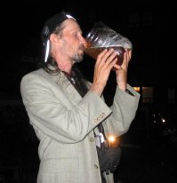 Там же написано, что пиво на работе пить можно МНЕ. Только МНЕ. Нет, я, конечно, делюсь с коллегами, пока начальство не видит...