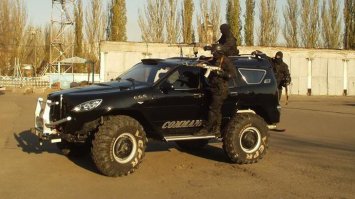 вепрь обычная самоделка не имеющая никакого отношения к военным, фото из фотосета со страйкболистами... ну не совсем обычная ладно, хорошая самоделка...