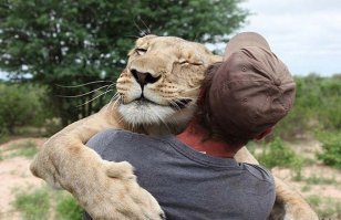 Обнимайтесь чаще – это полезно для здоровья!